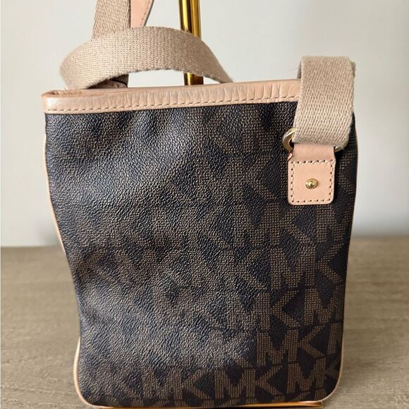 Michael Kors Crossbody Small Travel Bag in Brown and Tan Classic Logo - Picture 4 of 12